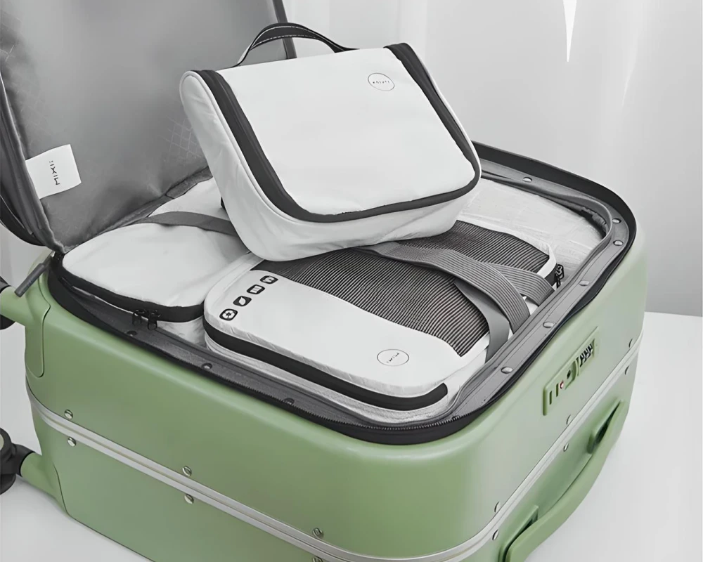 carry bag with wheels
